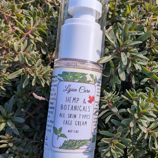 Hemp Seed Oil: Using it to Create a Perfect Blend for Radiant, Balanced Skin